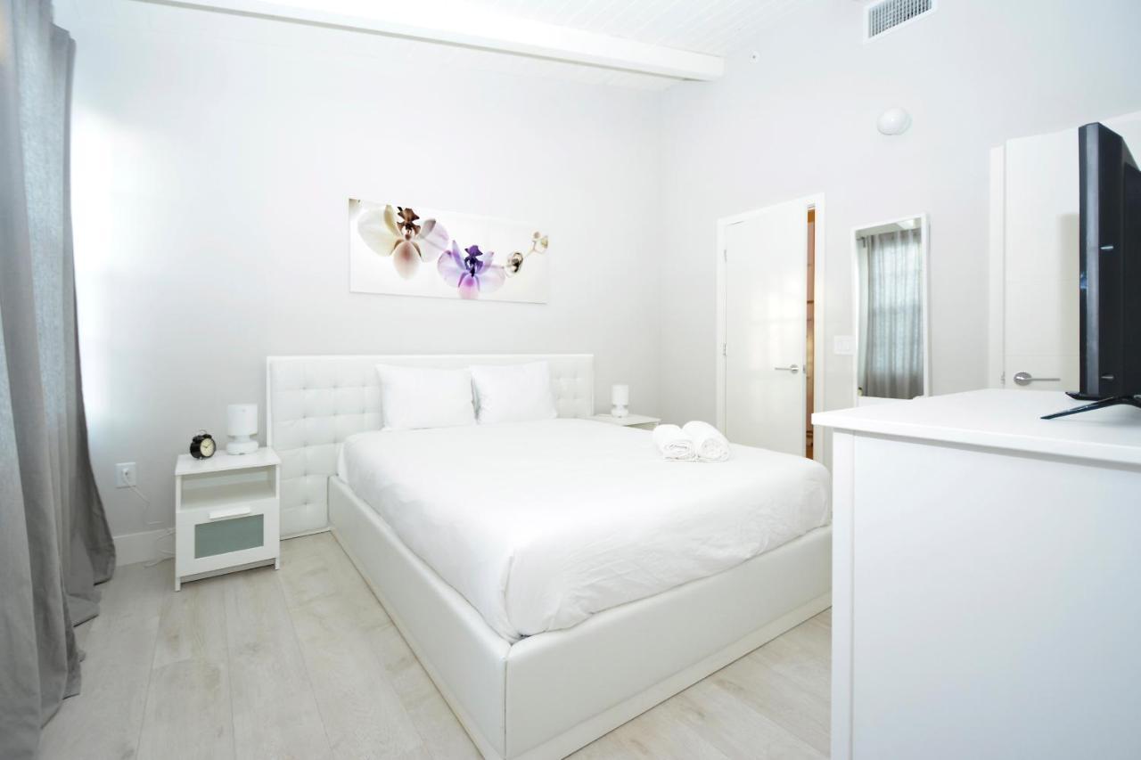 Apartments On Collins Miami Beach Dış mekan fotoğraf